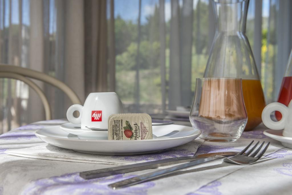 Hotel Il Cavallino Blu Volterra Zewnętrze zdjęcie
