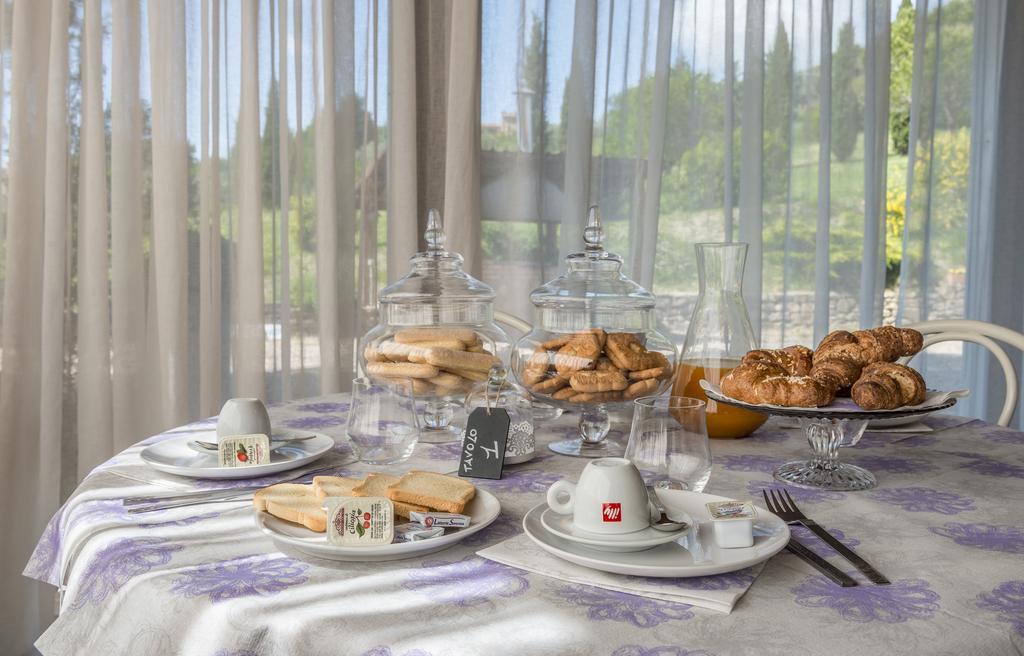 Hotel Il Cavallino Blu Volterra Zewnętrze zdjęcie